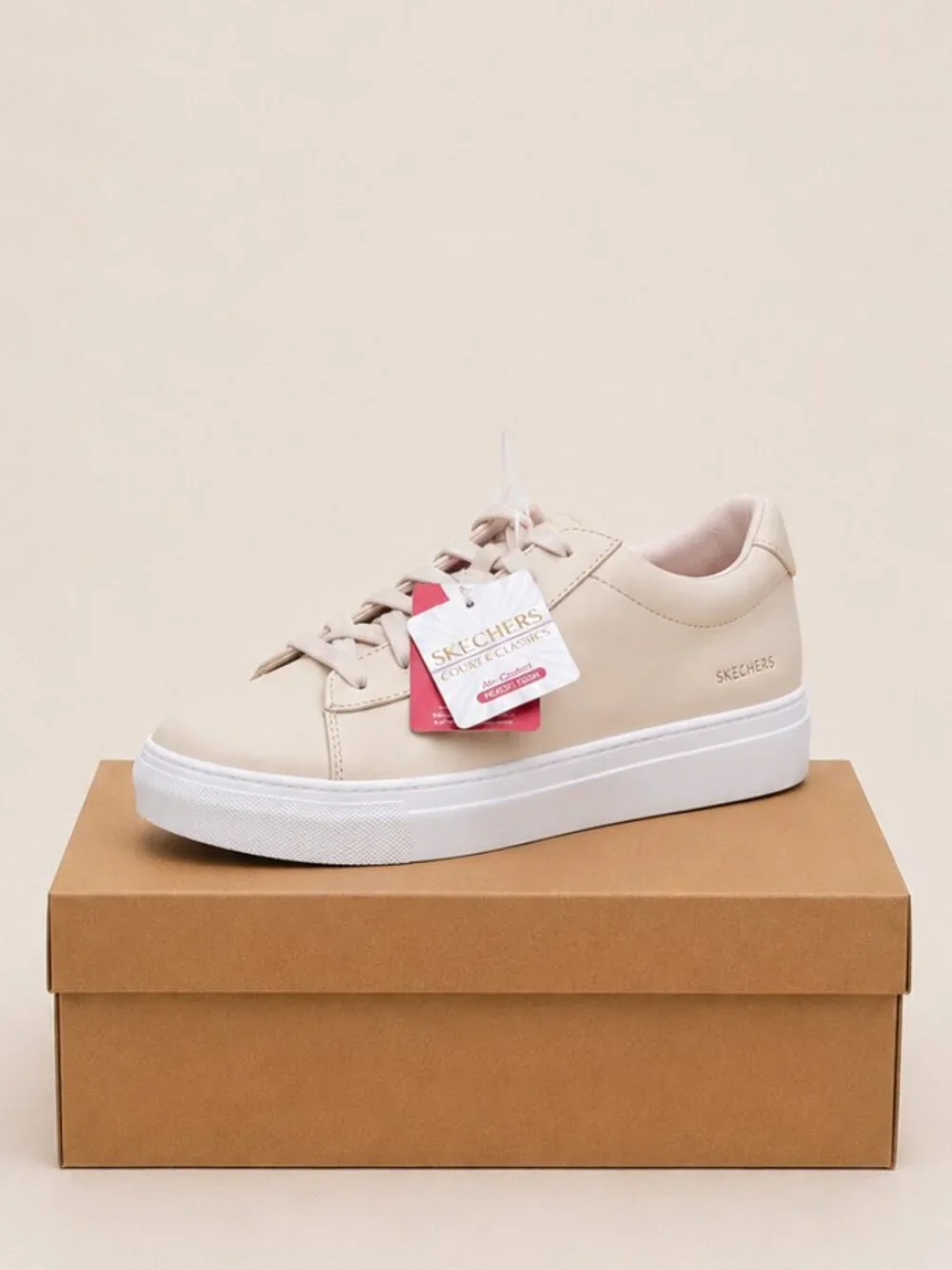 Skechers court classics
